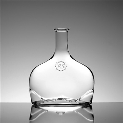 RS136: 750ml Unique Liquor Decanter Glass Bottle for Sale