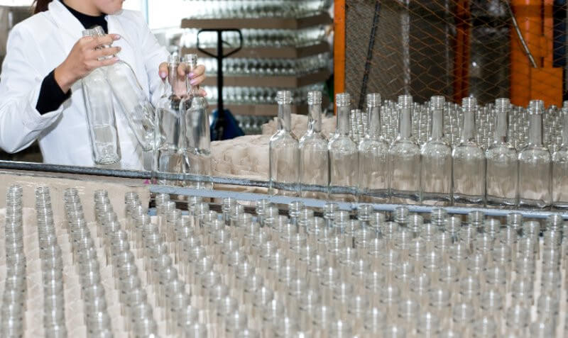 glass bottle manufacturing process